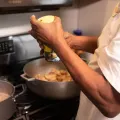 卤味营养搭配：巧用有机姜黄粉提色增香